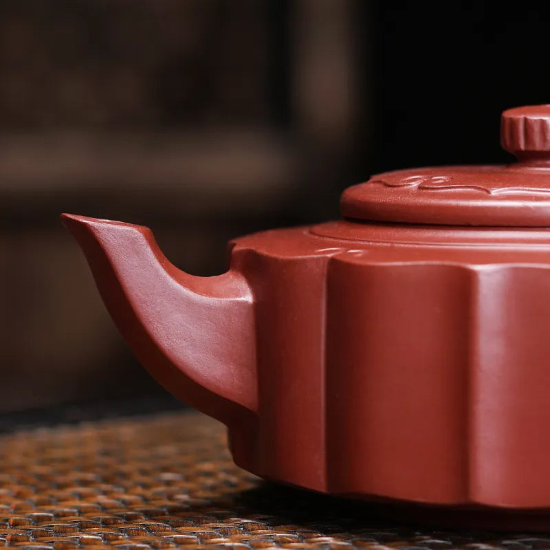 Yixing Zisha Teapot [Plum Zhoupan] (Dahongpao - 260ml) - YIQIN TEA HOUSE | yiqinteahouse.com | 200-300ml, new arrival, teapot, teaware, zisha teapot