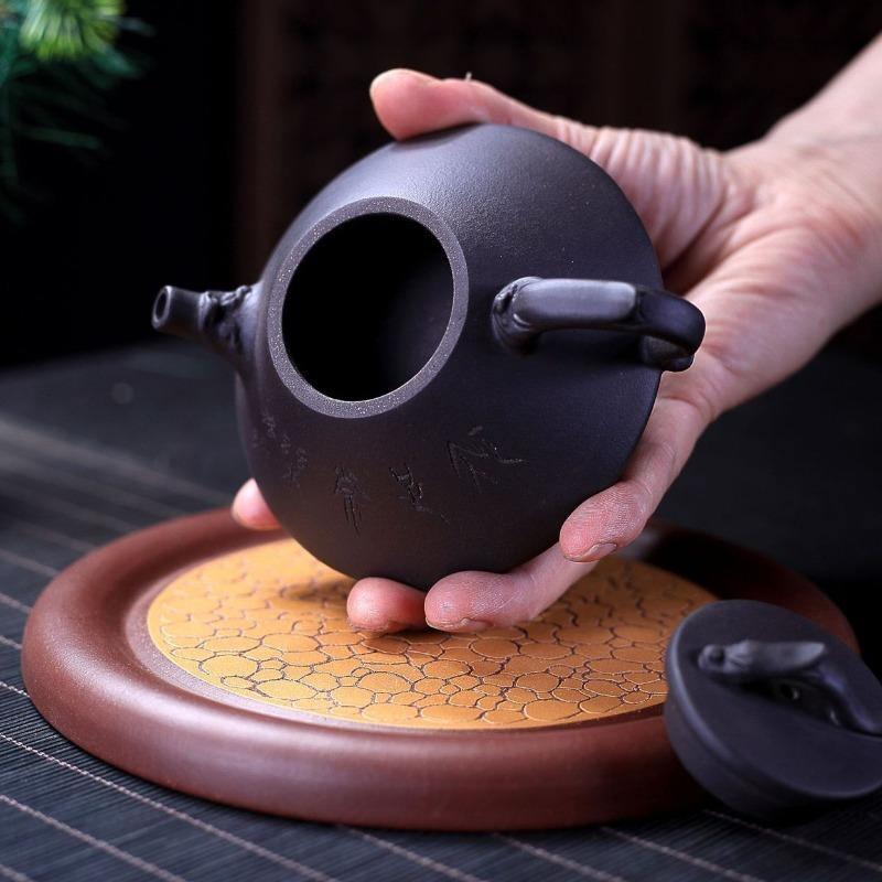 Yixing Purple Clay Teapot [Prosperity Dragon Piao] | 宜兴紫砂壶 原矿黑泥 [盛世龙瓢] - YIQIN TEA HOUSE 一沁茶舍 | yiqinteahouse.com