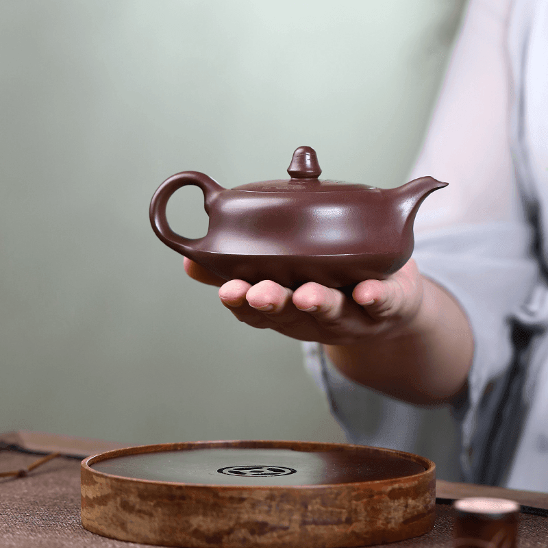 Yixing Zisha Teapot [Qu Hu] (Zi Ni - 190ml) - YIQIN TEA HOUSE | yiqinteahouse.com | <200ml, teapot, teaware, zisha teapot