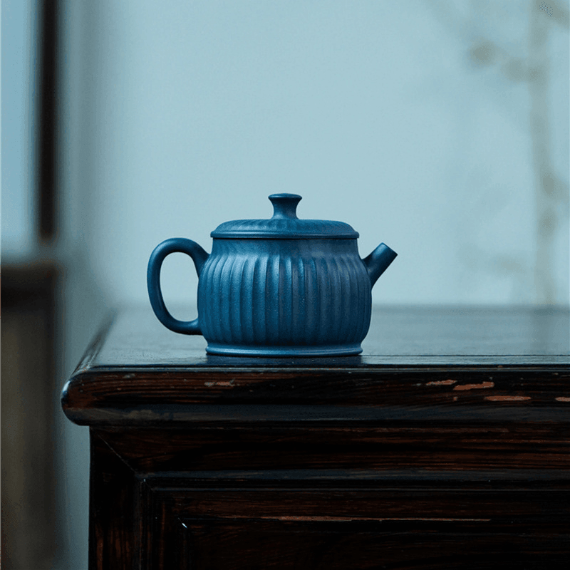 Yixing Purple Clay Teapot [Ribbed Jing Quan] | 宜兴紫砂壶 原矿天青泥 [筋纹井泉] - YIQIN TEA HOUSE 一沁茶舍  |  yiqinteahouse.com