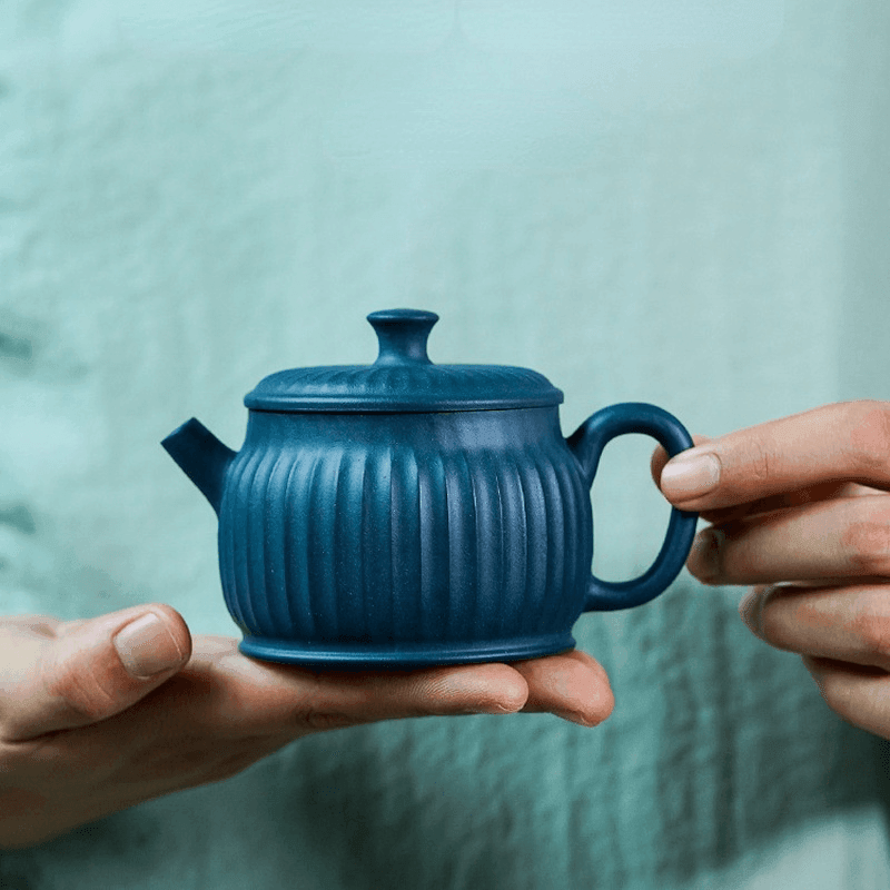 Yixing Purple Clay Teapot [Ribbed Jing Quan] | 宜兴紫砂壶 原矿天青泥 [筋纹井泉] - YIQIN TEA HOUSE 一沁茶舍  |  yiqinteahouse.com