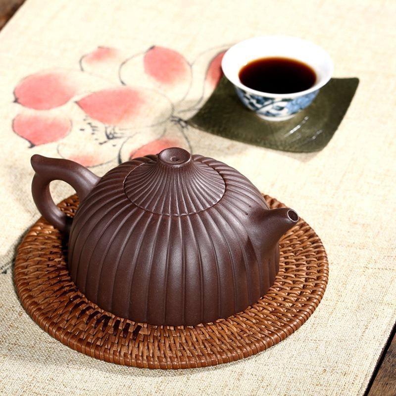 Yixing Zisha Teapot [Ribbed Petals] (Zi Ni - 210ml) - YIQIN TEA HOUSE | yiqinteahouse.com | 200-300ml, teapot, teaware, zisha teapot