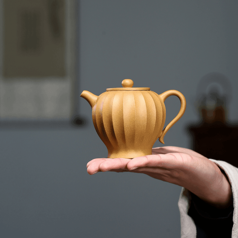 Yixing Zisha Teapot [Ribbed Yuli] (Huangjin Duan Ni - 240ml) - YIQIN TEA HOUSE | yiqinteahouse.com | 200-300ml, teapot, teaware, zisha teapot