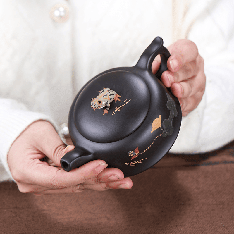 Yixing Zisha Teapot Set [Lotus Pond Moonlight] (Hei Zhu Ni - 260ml) - YIQIN TEA HOUSE | yiqinteahouse.com | 200-300ml, teapot, teaware, teaware set, zisha teapot