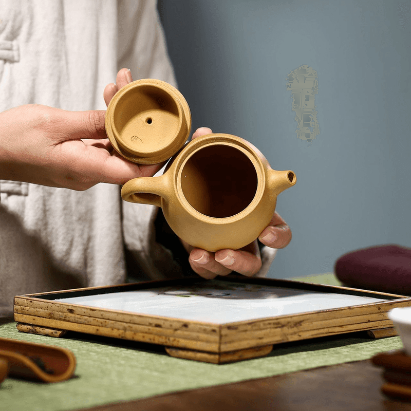 Yixing Purple Clay Teapot [Three Legs Tripod] | 宜兴紫砂壶 原矿黄金段泥 [三足九鼎] - YIQIN TEA HOUSE 一沁茶舍  |  yiqinteahouse.com