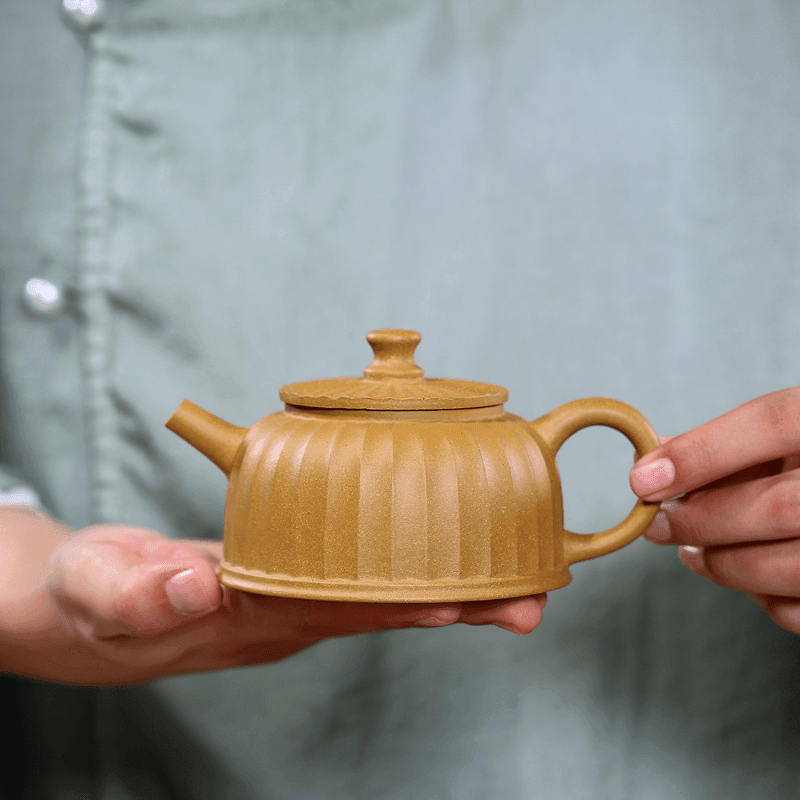 Yixing Zisha Teapot [Zhong Kui Pot] (Huangjin Duan Ni - 220ml) - YIQIN TEA HOUSE | yiqinteahouse.com | 200-300ml, teapot, teaware, zisha teapot