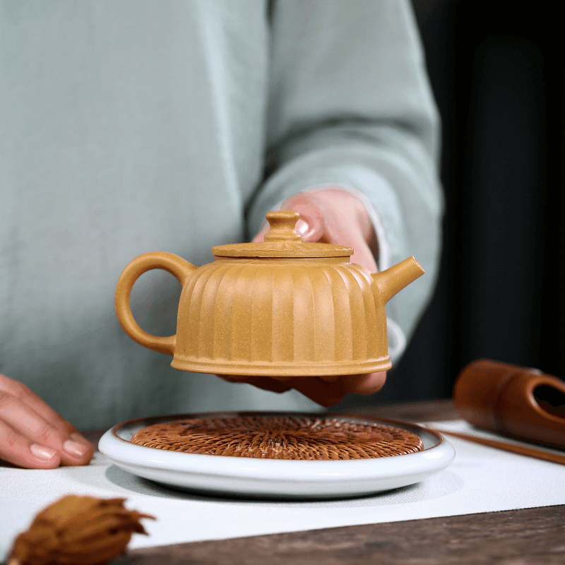 Yixing Zisha Teapot [Zhong Kui Pot] (Huangjin Duan Ni - 220ml) - YIQIN TEA HOUSE | yiqinteahouse.com | 200-300ml, teapot, teaware, zisha teapot