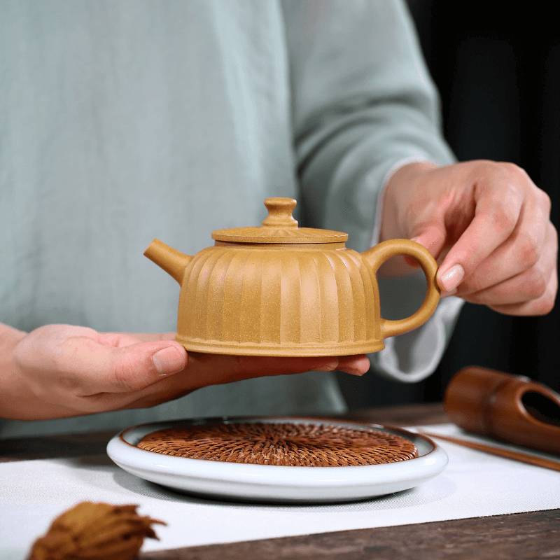 Yixing Zisha Teapot [Zhong Kui Pot] (Huangjin Duan Ni - 220ml) - YIQIN TEA HOUSE | yiqinteahouse.com | 200-300ml, teapot, teaware, zisha teapot