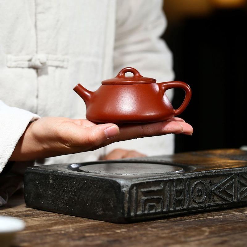 Yixing Zisha Teapot [Ziye Shi Piao] (Dahongpao - 200ml) - YIQIN TEA HOUSE | yiqinteahouse.com | 200-300ml, teapot, teaware, zisha teapot