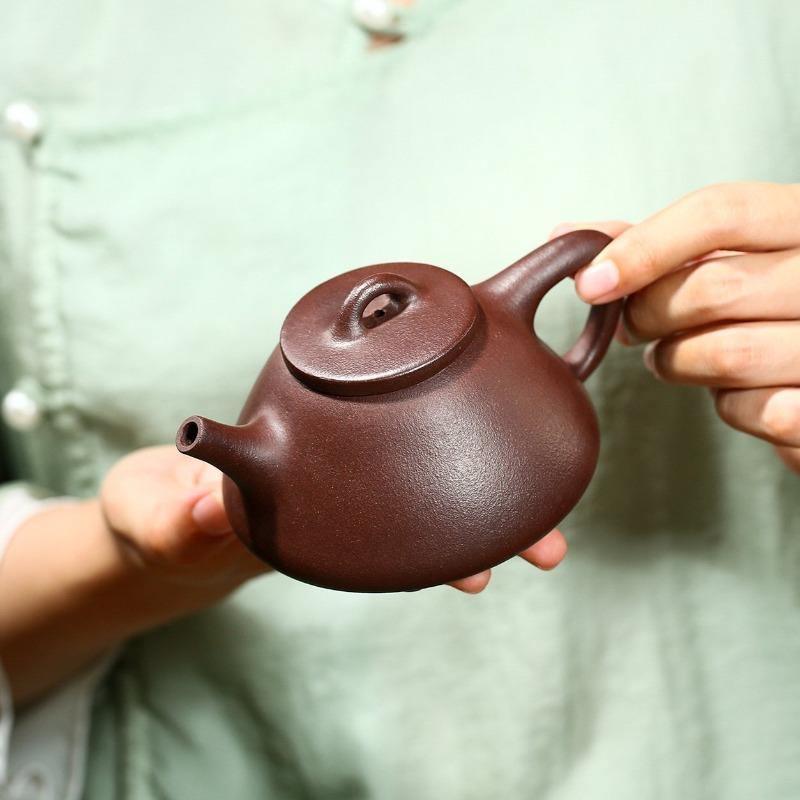 Yixing Zisha Teapot [Ziye Shi Piao] (Zi Ni - 240ml) - YIQIN TEA HOUSE | yiqinteahouse.com | 200-300ml, teapot, teaware, zisha teapot